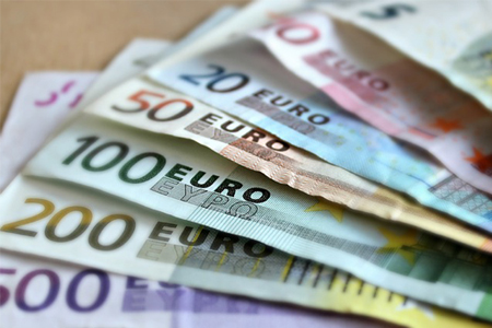 Belg op zoek naar 1.000 euro bovenop pensioen