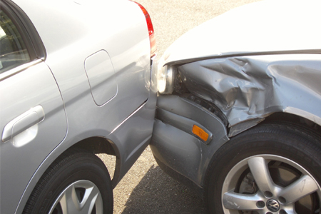 Aangifte auto-ongeval kan voortaan via smartphone of tablet