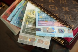 Hoe ver raakt u met 1 euro per dag?